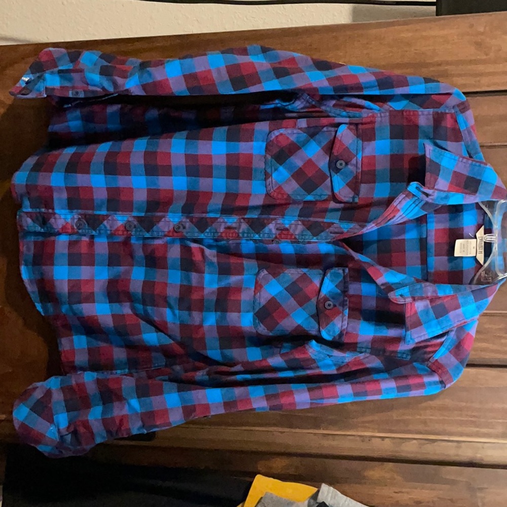 Duluth trading co. Blue and magenta flannel